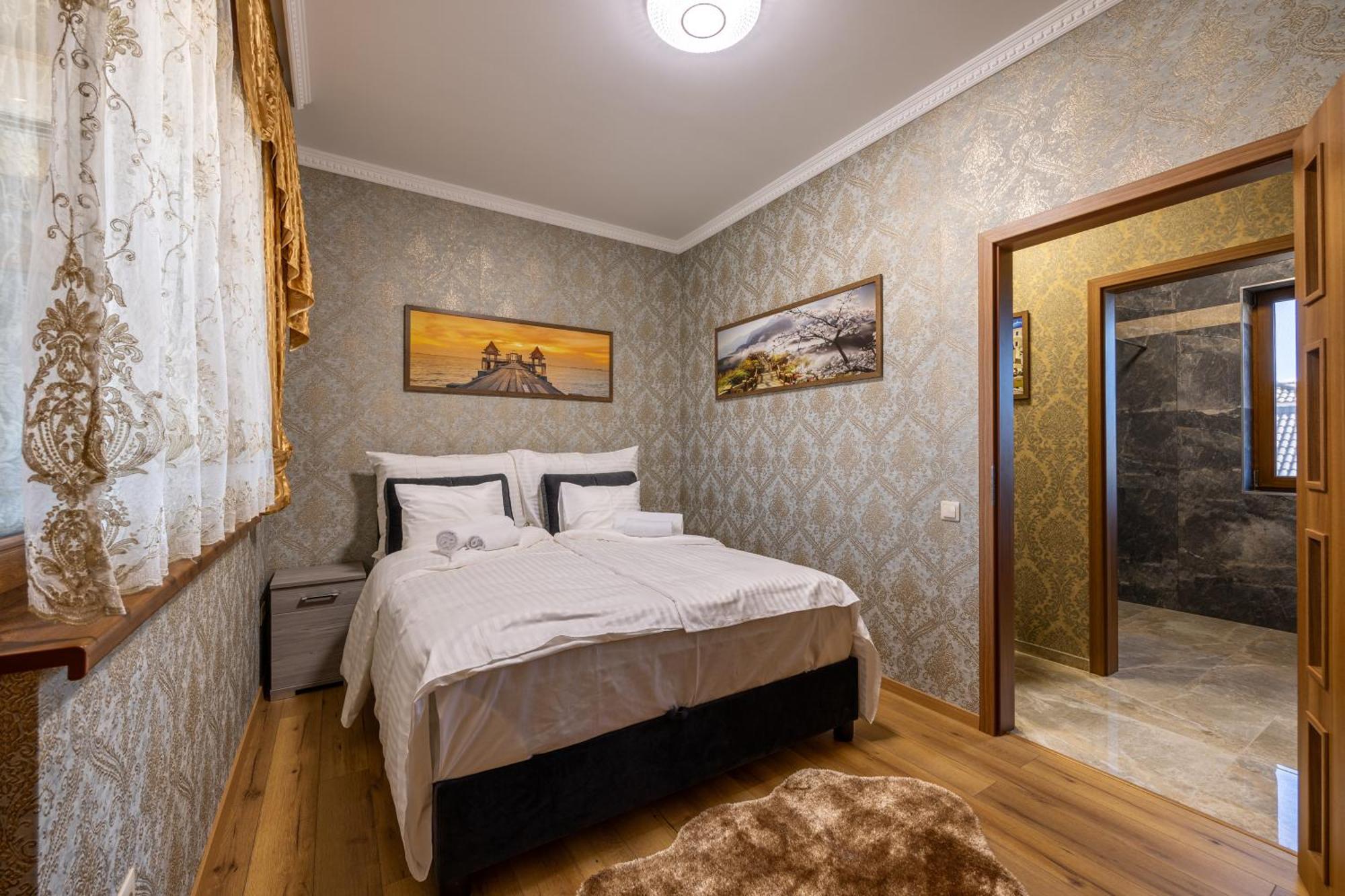 Bed and Breakfast Voeroes Alom Panzio à Tiszakécske Extérieur photo